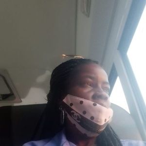 Meet your Posher, Kendra